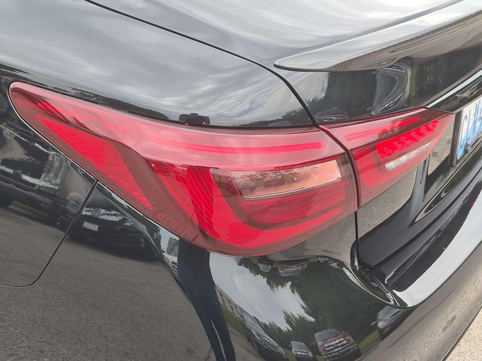 Used 2023 Midnight Black INFINITI RED SPORT 400 image 11