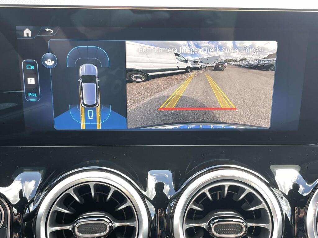 New 2026 Mountain Grey Metallic Mercedes-Benz GLA 250 image 25