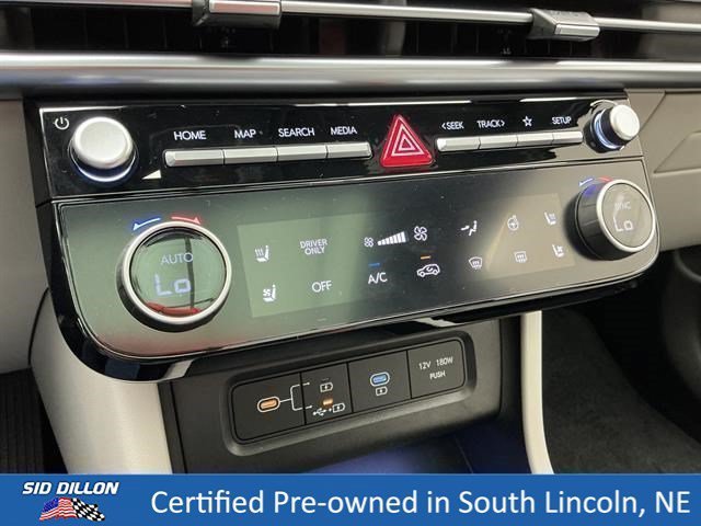 Used 2024 Diamond Black Crystal Pearlcoat Jeep Limited image 11
