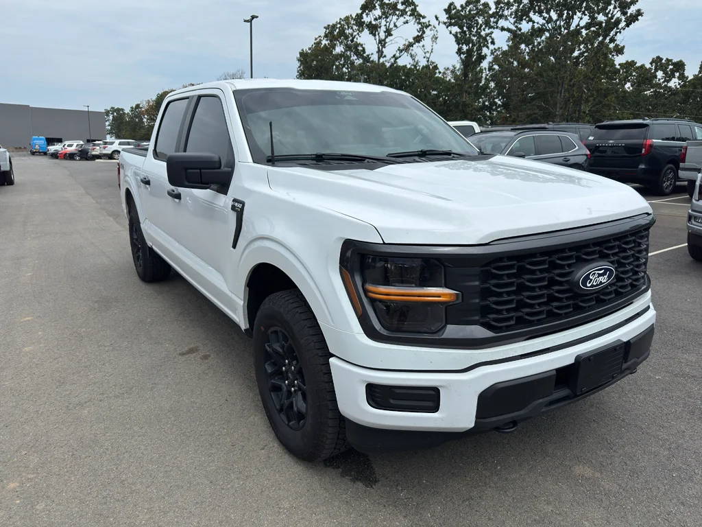 Certified Used 2025 Oxford White Ford STX image 3