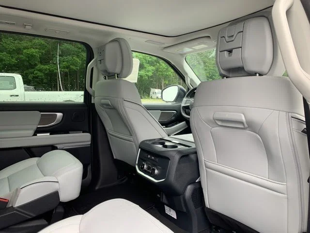 New 2026 Silver Ford MAX Platinum® image 14