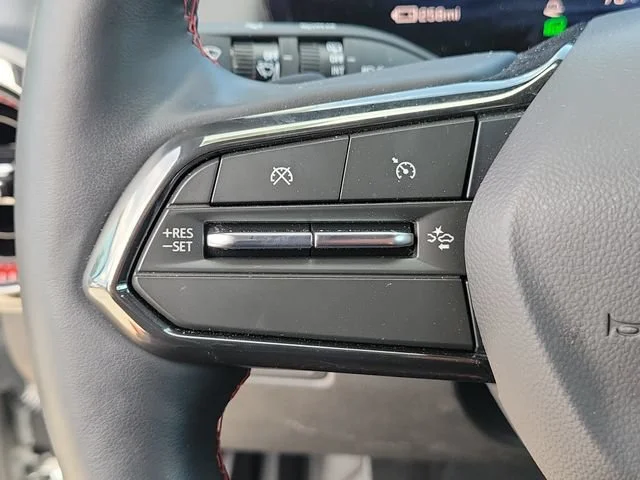 2024 Chevrolet Equinox EV RS - Photo 25