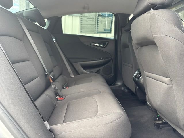 Used 2020 Silver Chevrolet LT image 15