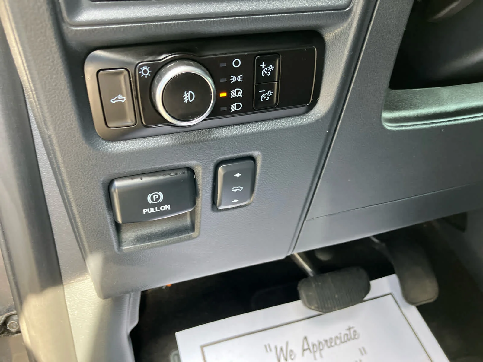 Used 2023 Carbonized Gray Metallic Ford XLT image 11