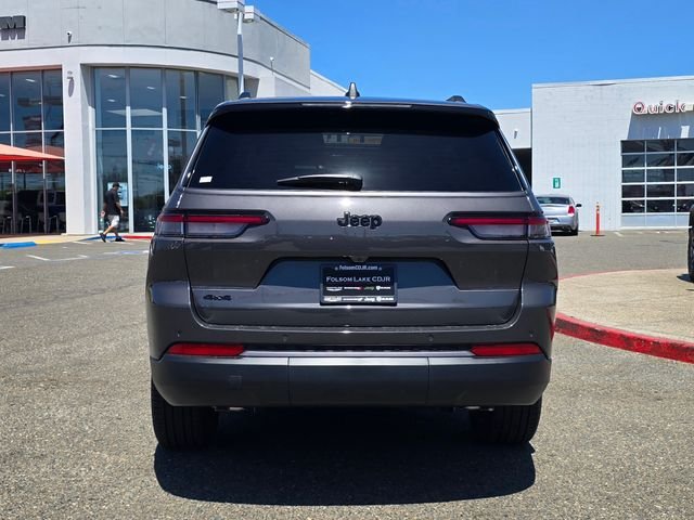 New 2026 Baltic Gray Metallic Clear-Coat Exterior Paint Jeep Limited image 5