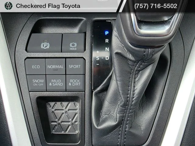 Used 2024 Magnetic Gray Metallic Toyota XLE Premium image 21