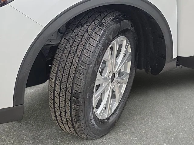 Used 2023 White Ford Active image 28