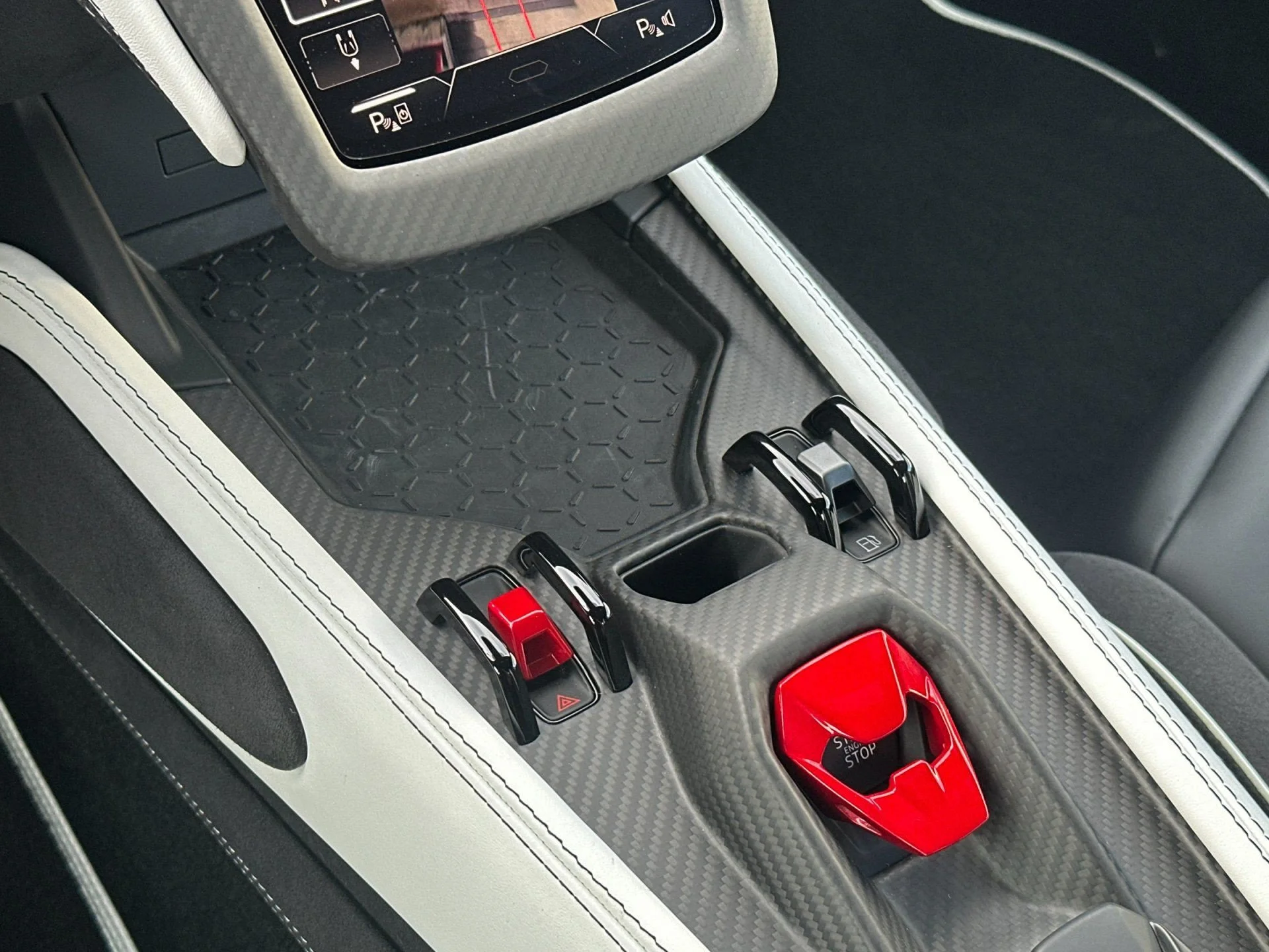 Certified Used 2026  Lamborghini  image 24