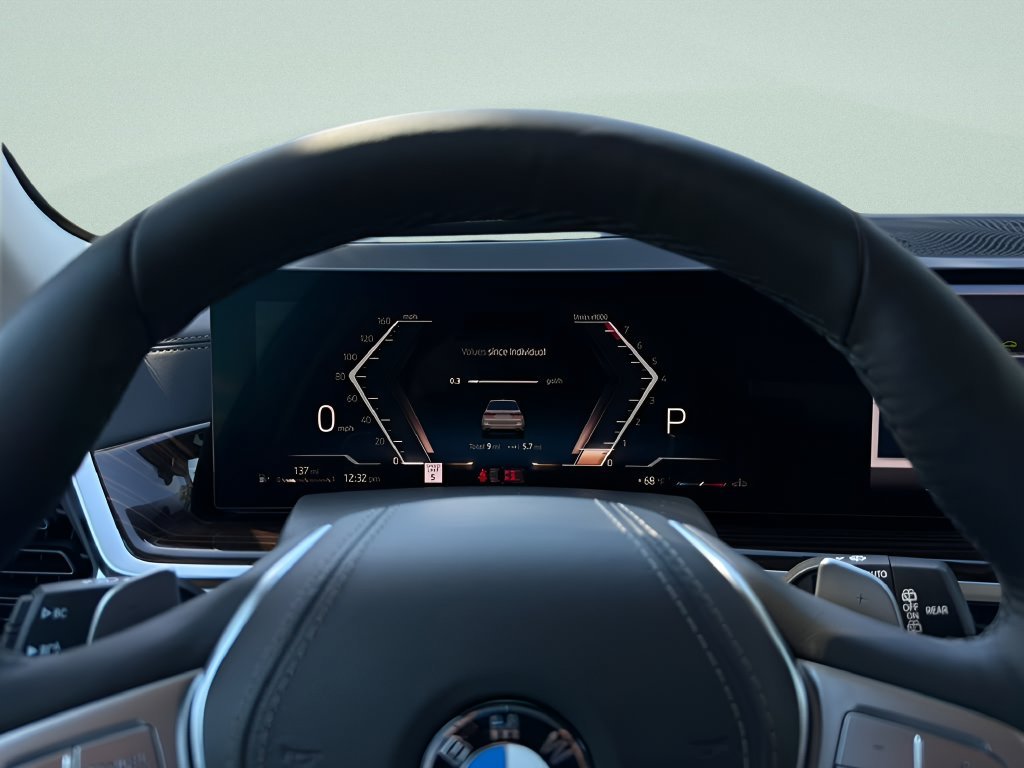 New 2027 Mineral White Metallic BMW xDrive40i image 15