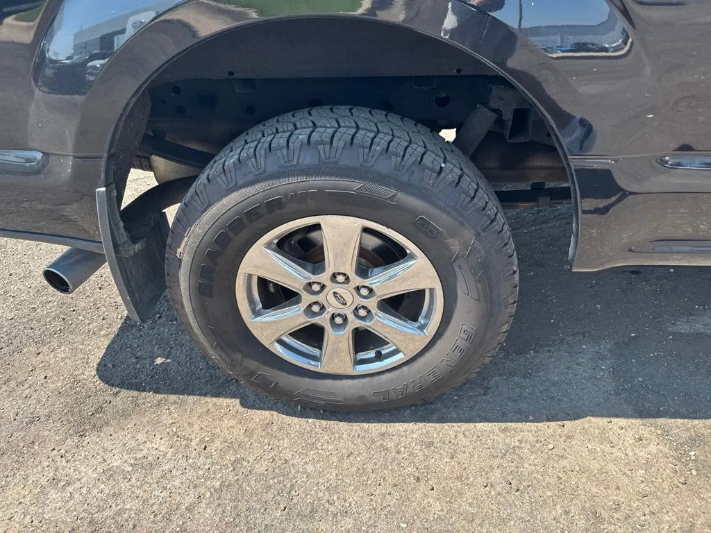 Used 2018 Guard Metallic Ford XLT image 24