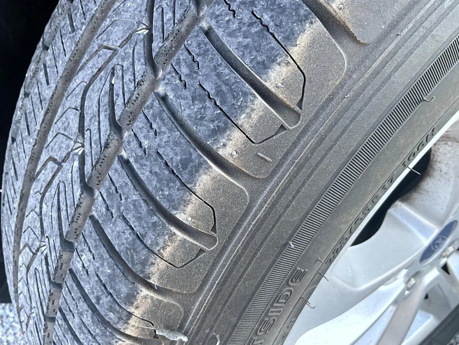 Used 2021 Gold Ford SE image 25