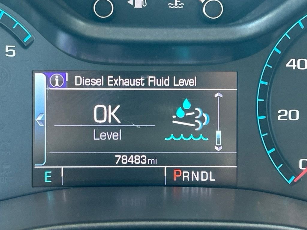 Used 2018 White Chevrolet Z71 image 24