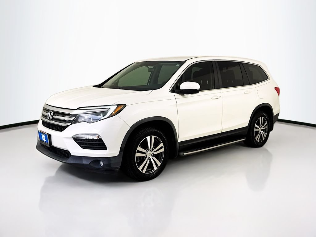 Certified Used 2017 White Diamond Pearl Honda EX image 3