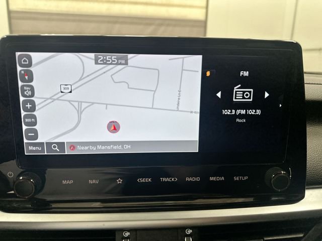 Used 2024 White Kia GT-Line image 21