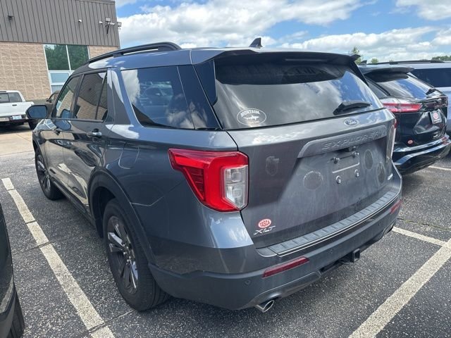 Used 2023 Carbonized Gray Metallic Ford XLT image 4