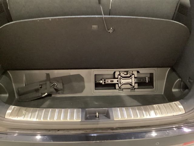 Used 2024 White Hyundai Calligraphy image 33