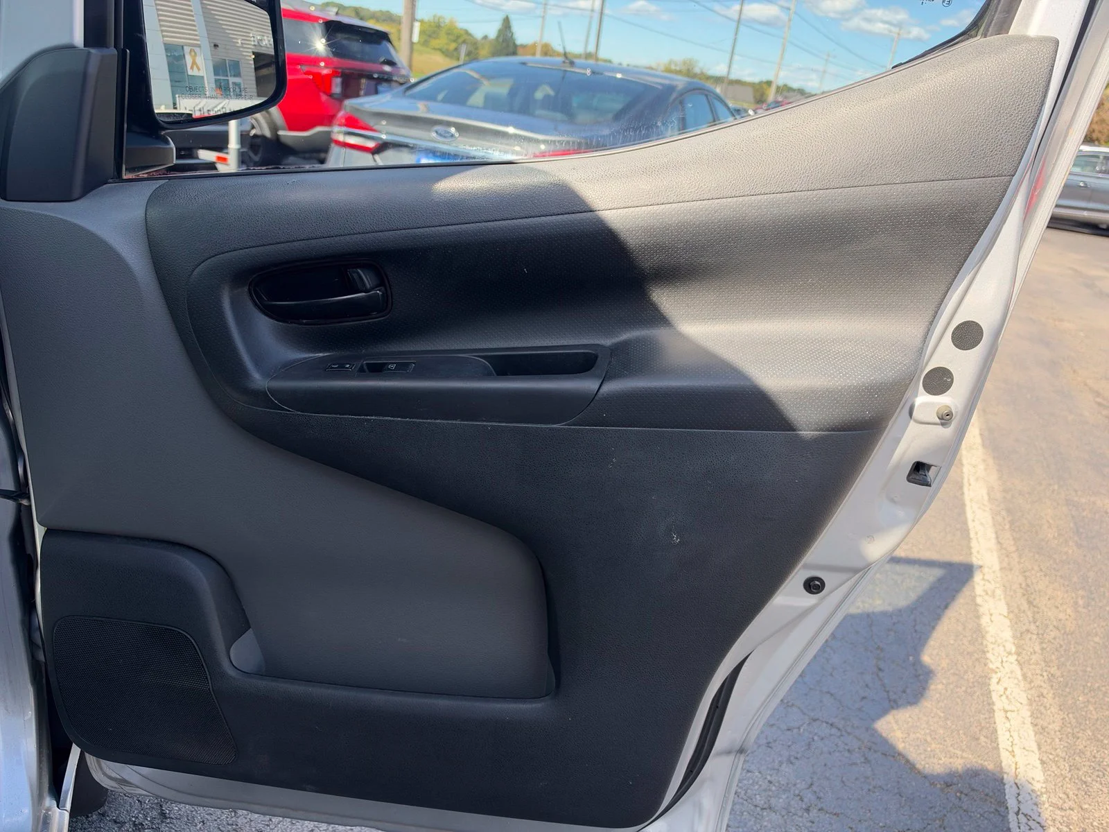 Used 2019 Brilliant Silver Metallic Nissan S image 25
