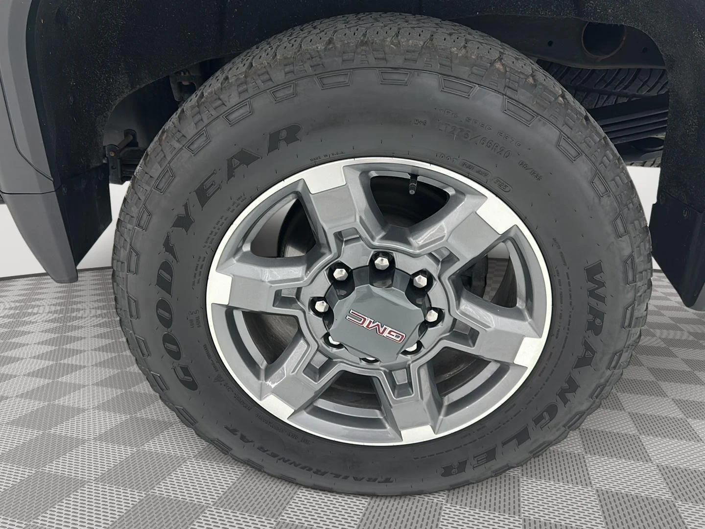 Used 2026 Onyx Black GMC SLT image 28