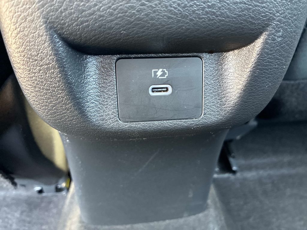 Used 2024 Black Nissan 1.6 SV image 16