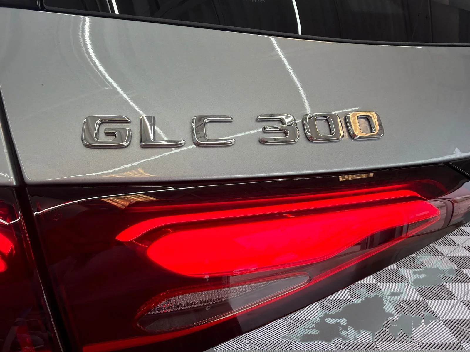 New 2026 Silver Mercedes-Benz GLC 300 4MATIC SUV image 31