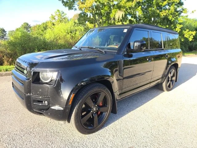 Used 2024 Santorini Black Metallic Land Rover X image 1