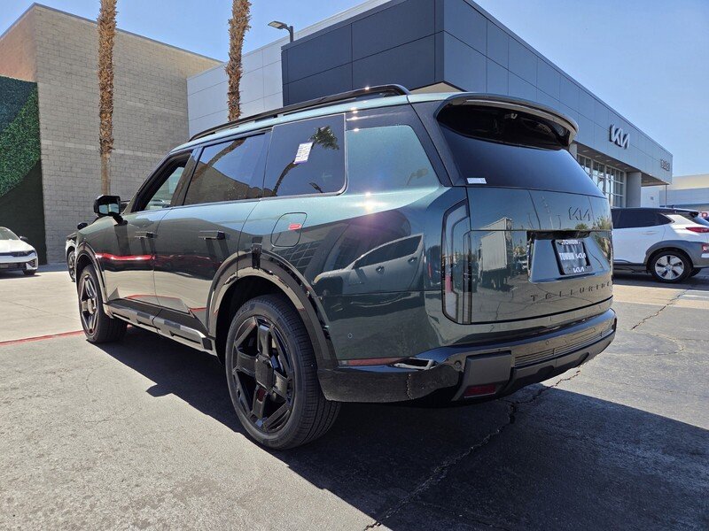 New 2027 Black Jade Green Kia X-Line SX Prestige image 4