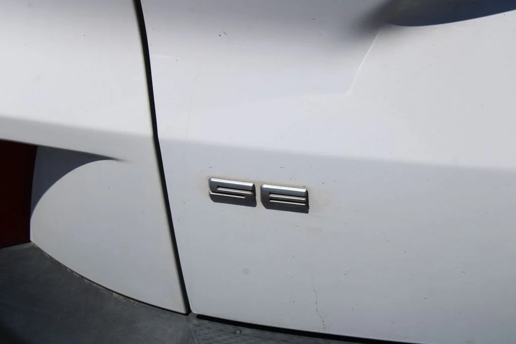 Used 2022 Oxford White Ford SE image 29