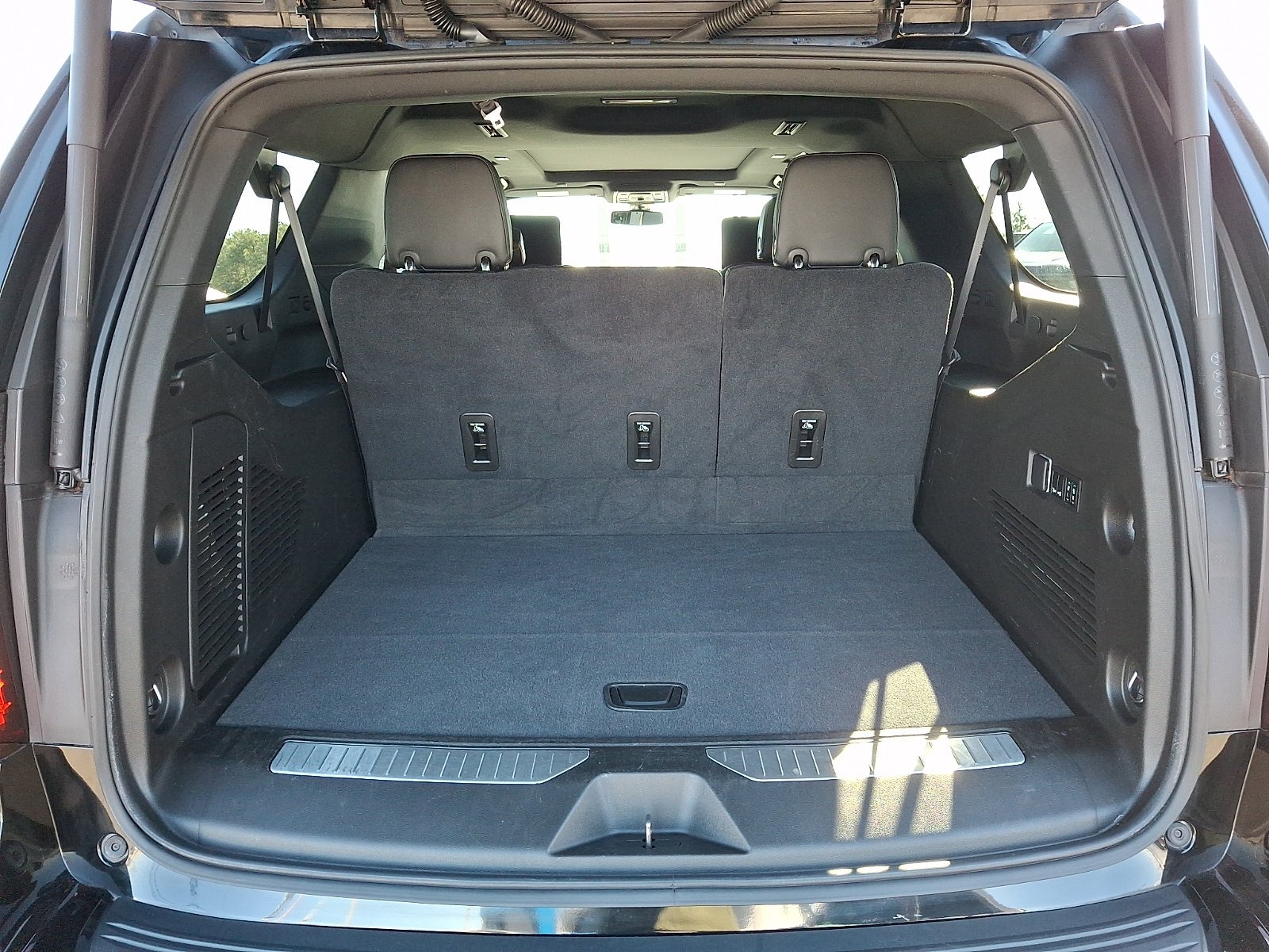 2021 GMC Yukon XL AT4 - Photo 35