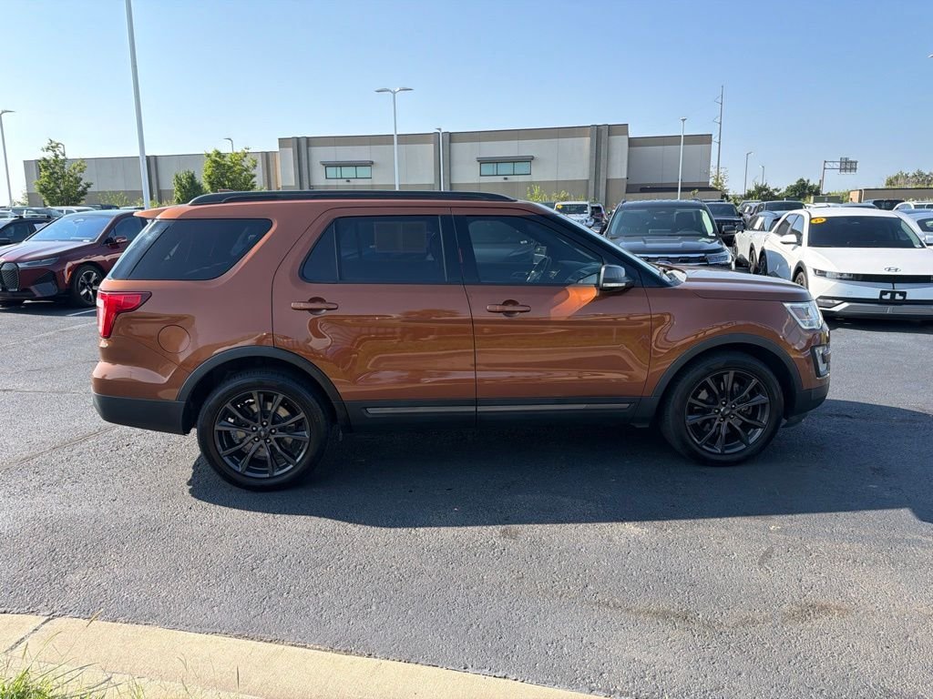 Used 2017 Brown Ford XLT image 8