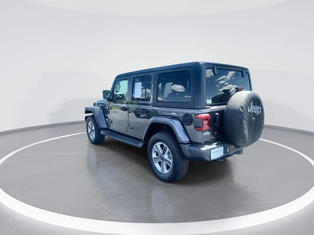 Used 2020 Gray Jeep Unlimited Sahara image 6