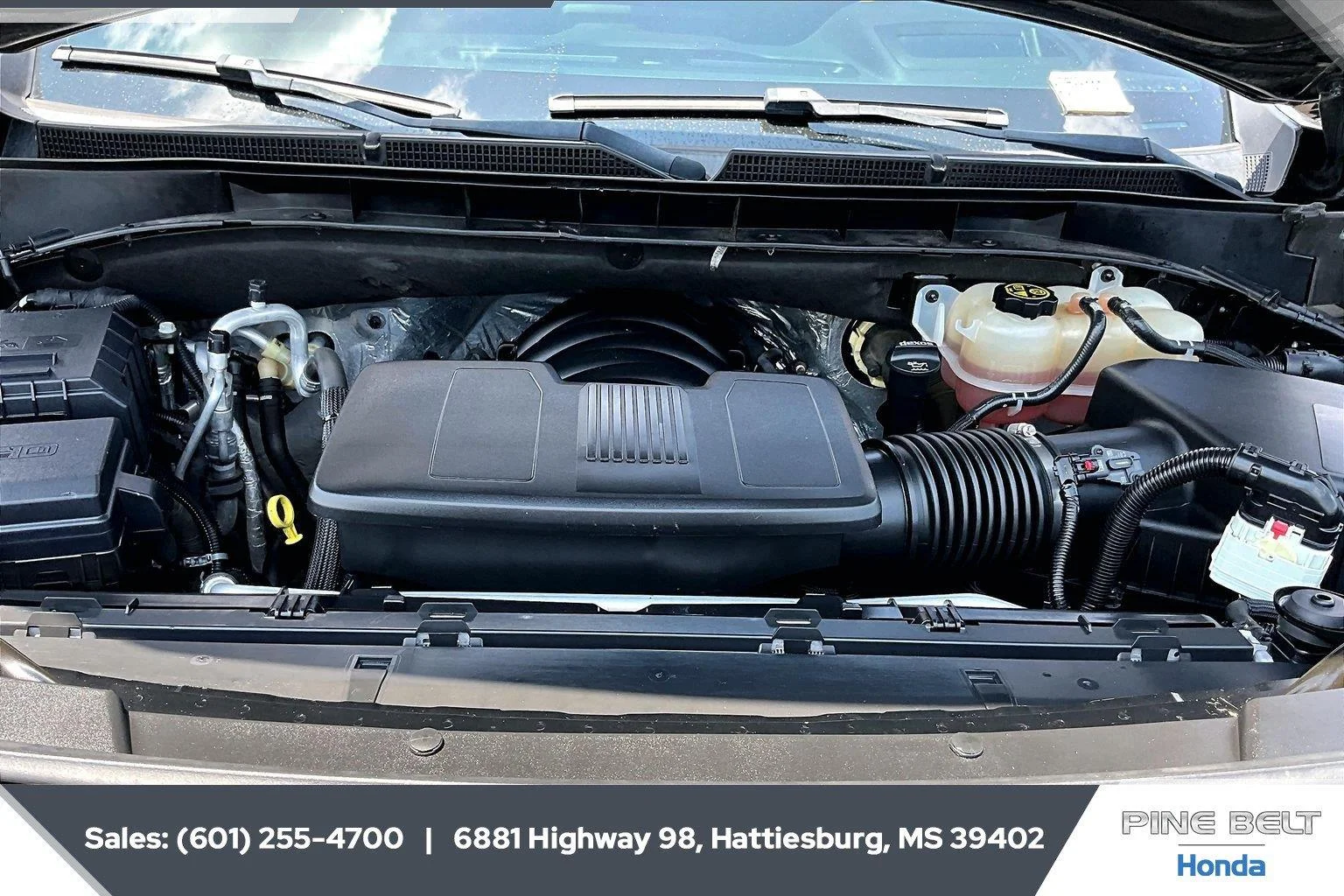 Used 2023 Onyx Black GMC AT4 image 8