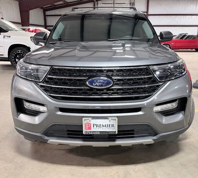 Used 2021 Gray Ford XLT image 9