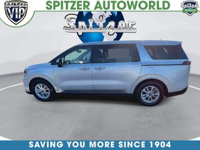 Used 2023 Silver Kia LX Seat Package image 9