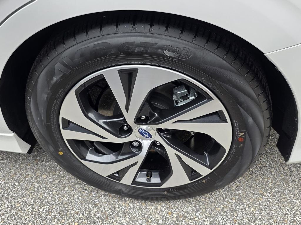 2025 Subaru Legacy Premium - Photo 29
