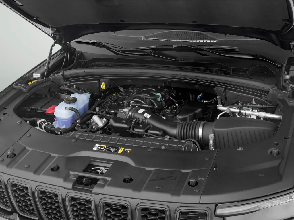 Used 2022 Gray Jeep Limited image 19