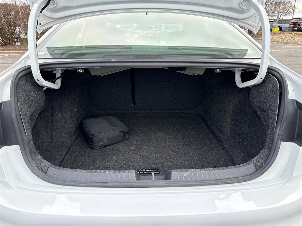 2022 VOLKSWAGEN JETTA GLI - Image 31