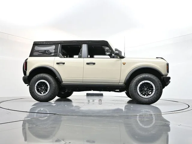 2025 Ford Bronco 4-Door Badlands - Photo 32
