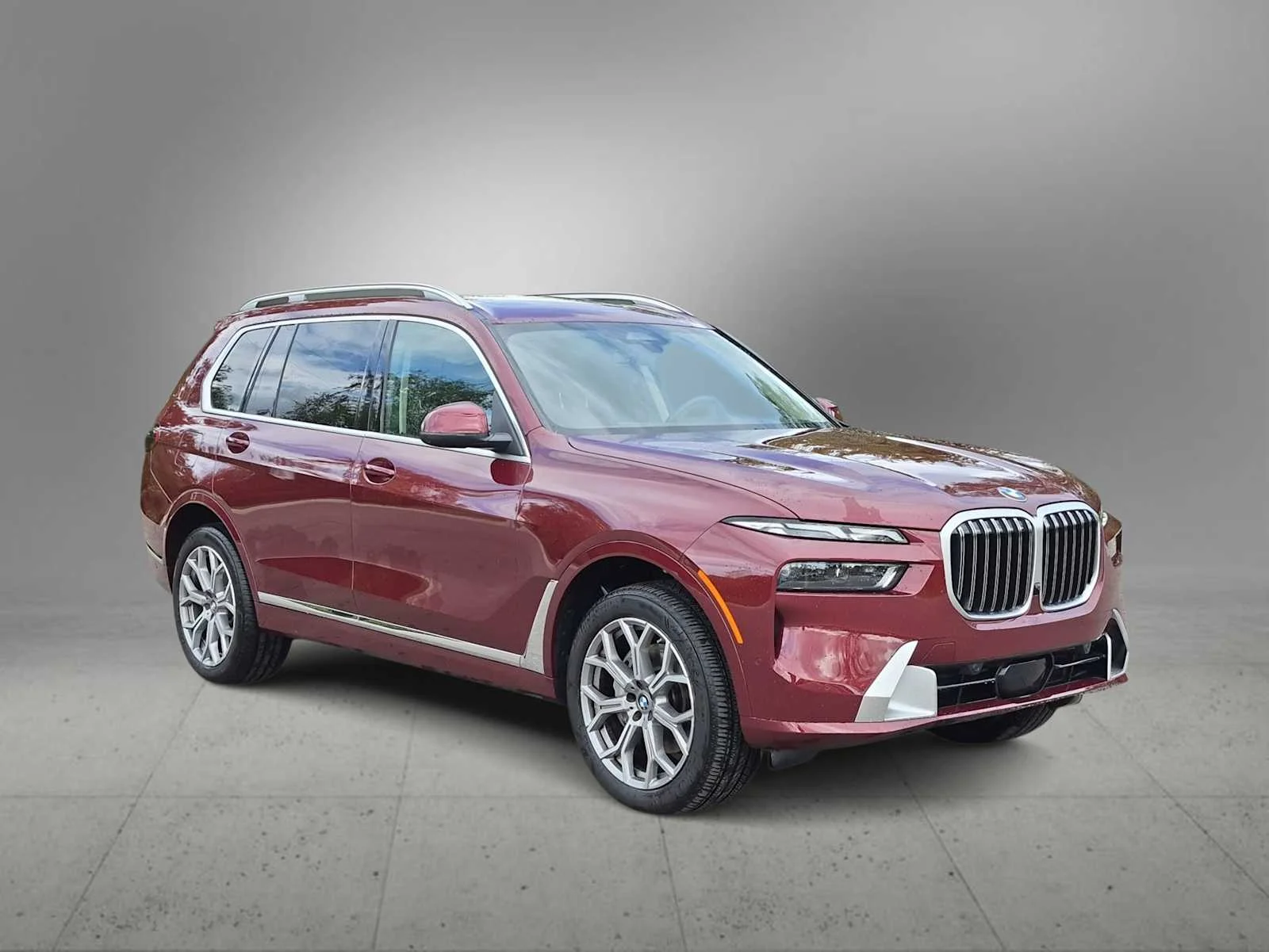 Used 2026 Red BMW xDrive40i image 2
