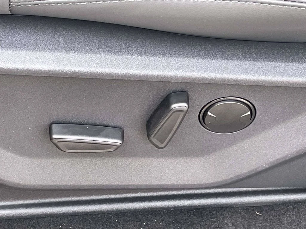 New 2026 Dark Matter Gray Metallic Ford MAX Active image 14