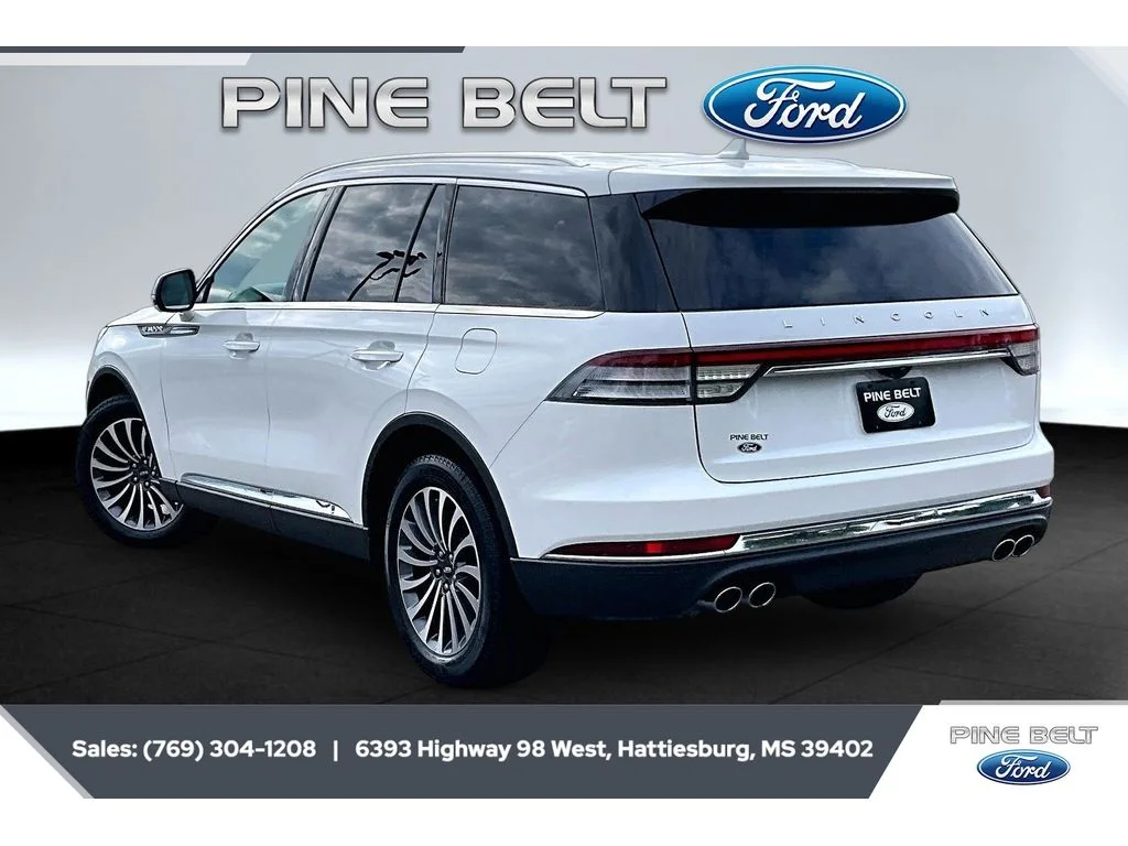 Used 2020 Pristine White Metallic Tri-Coat Lincoln Reserve image 2