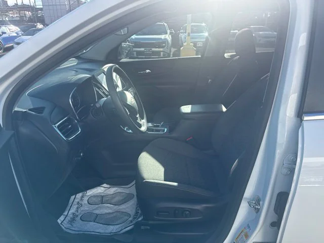 Used 2023 White Chevrolet LT image 10