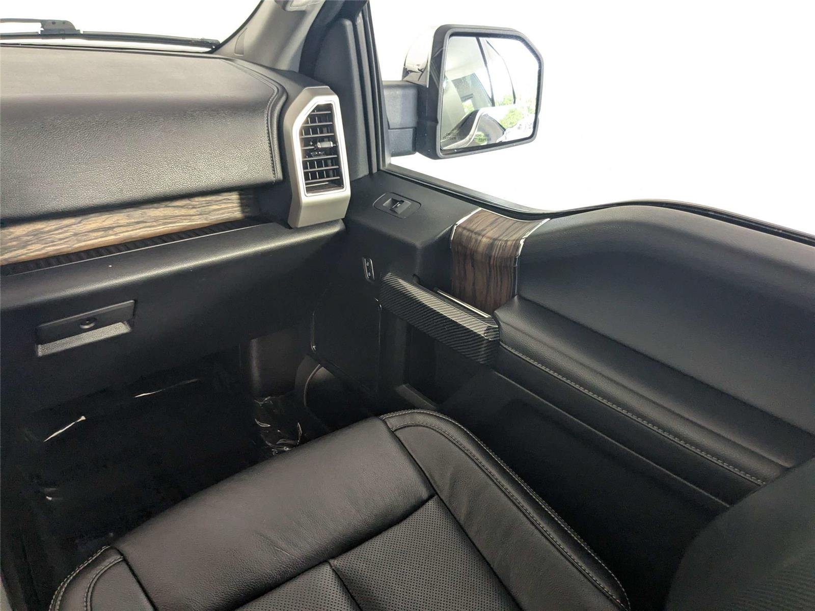 Used 2019 Agate Black FORD  image 40