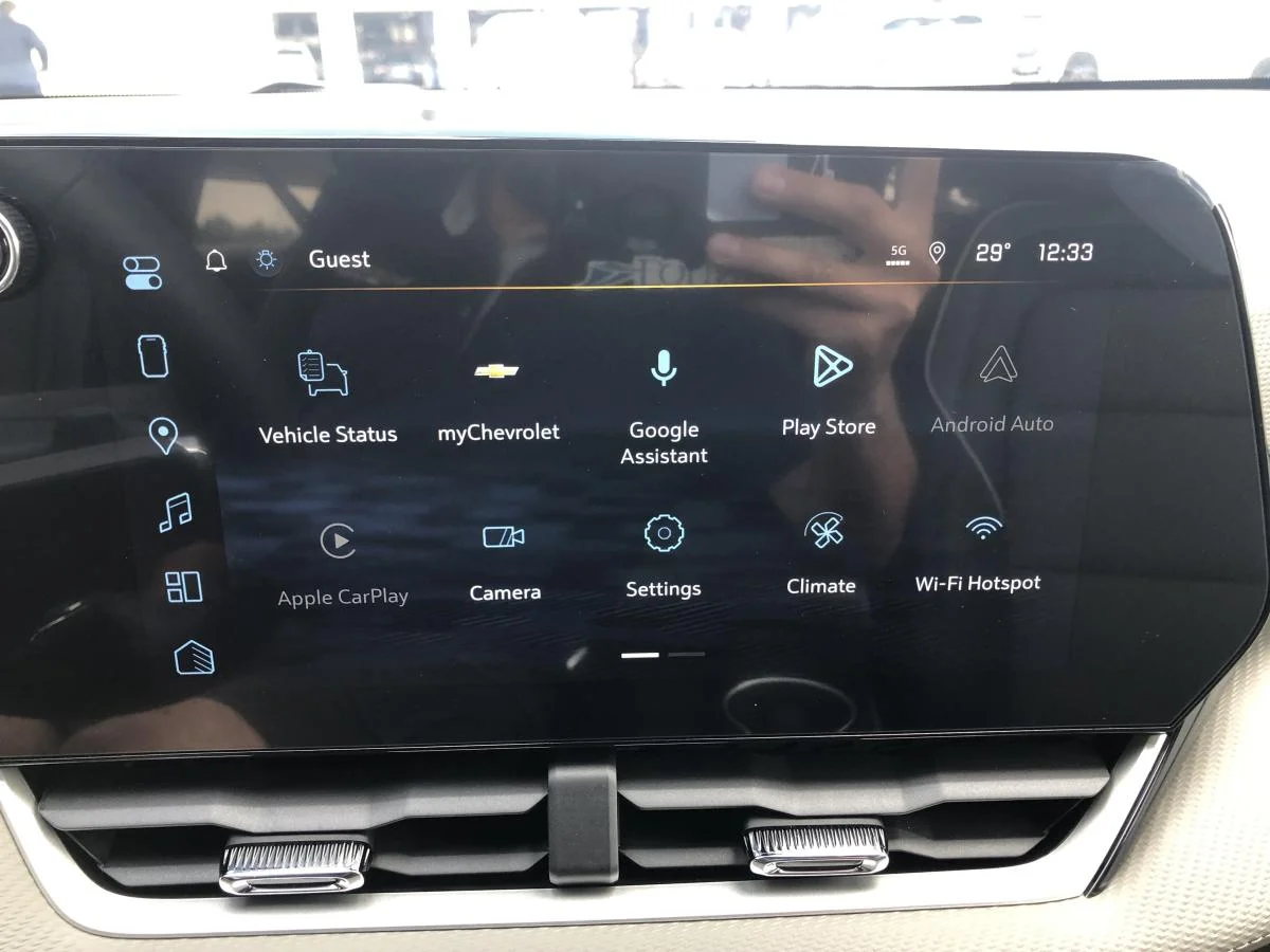 New 2027 Grey Chevrolet Awd 4dr Lt 2lt image 16
