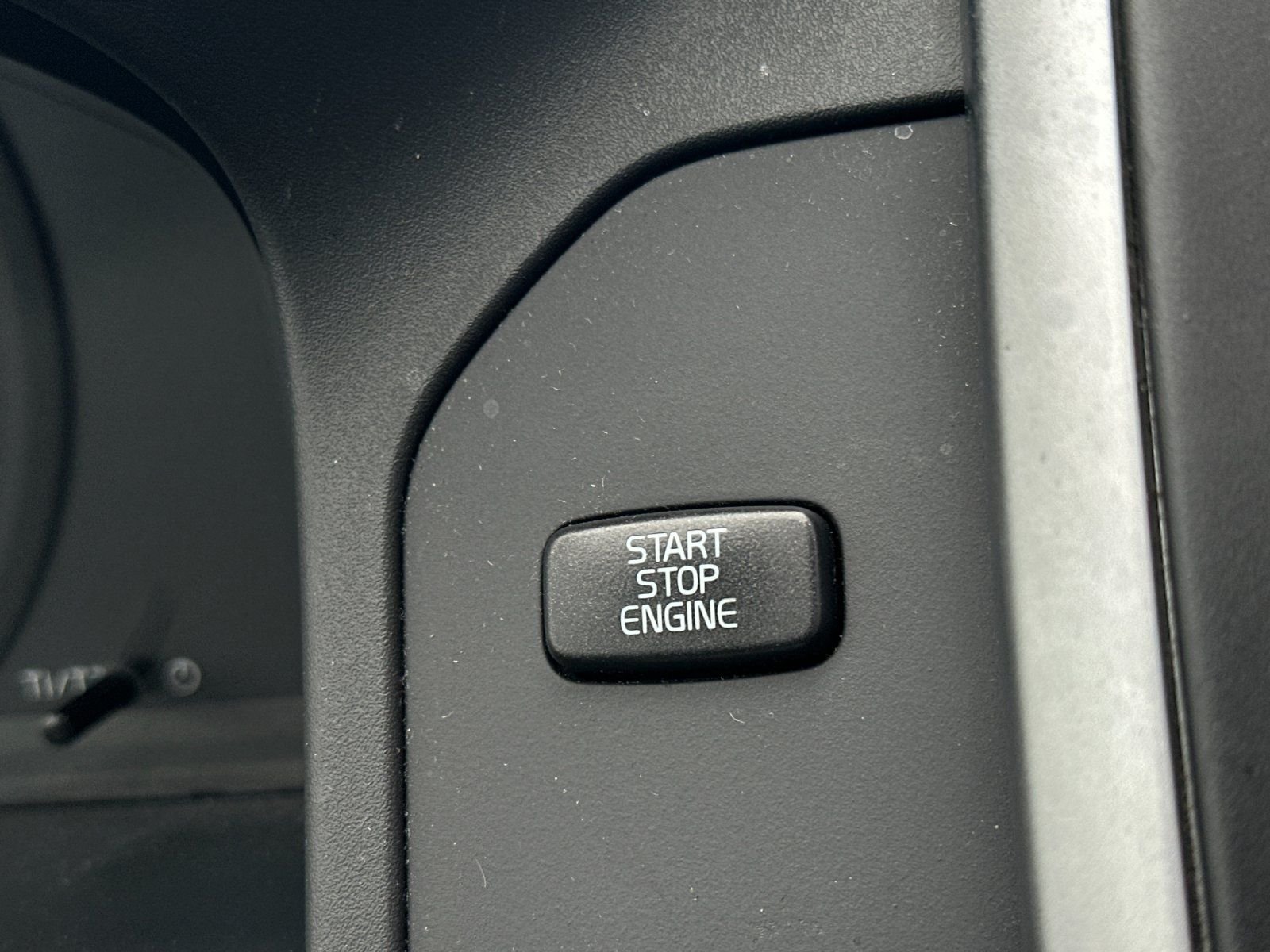 Used 2010 Lime Grass Green Volvo T6 image 20