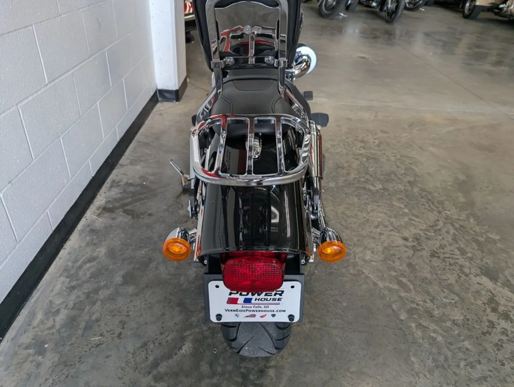 Used 2008 GRAY Harley-Davidson® FXDF - Fat Bob image 9