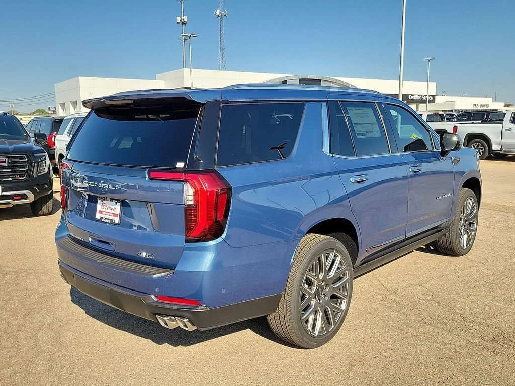 2026 GMC Yukon Denali Ultimate - Photo 11