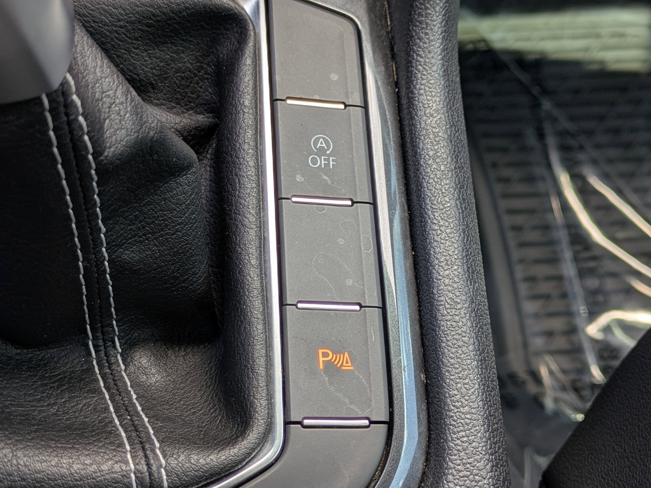2023 Volkswagen Tiguan SE R-LINE BLACK - Photo 31