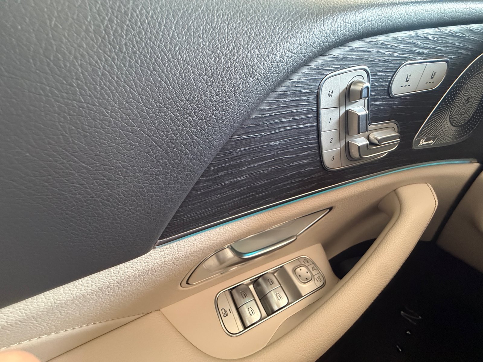 Used 2020 Iridium Silver Metallic Mercedes-Benz GLE 350 image 17