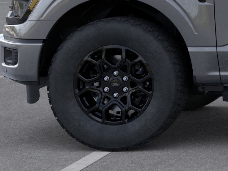 New 2026 Carbonized Gray Metallic Ford XLT image 41