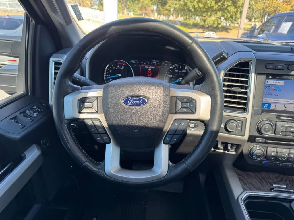 Used 2017 Magnetic Metallic Ford Lariat image 13
